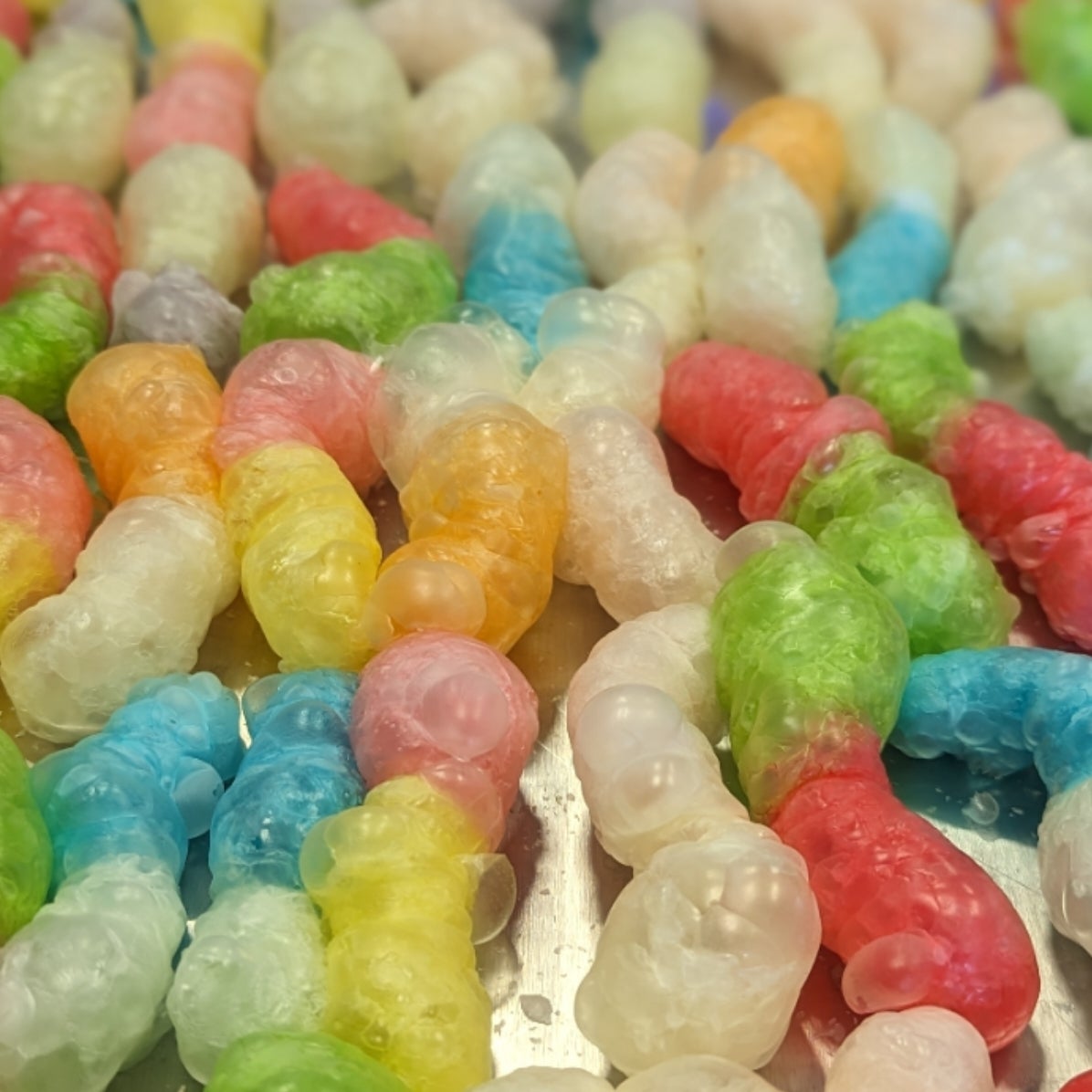 115-gummy-worms-extreme-freeze-specialties